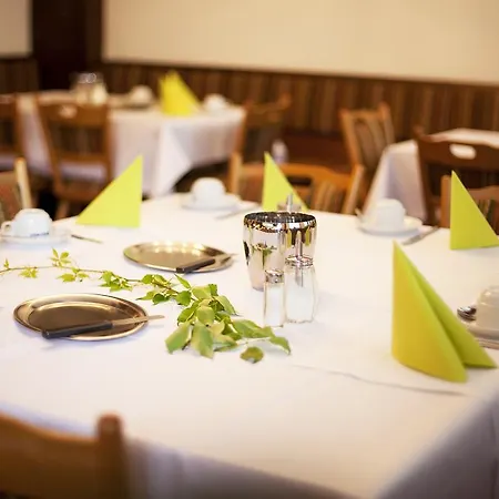 Alpenhotel Hotel
